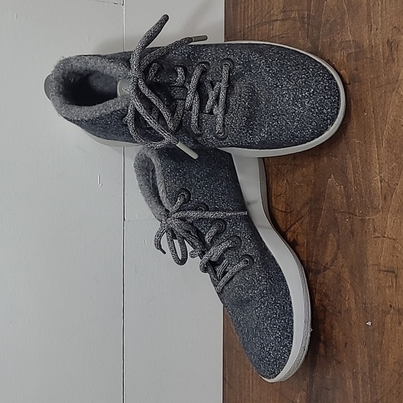 allbirds Grey WRUM Wool Runner Up Mizzles High Top Sneaker Women's sz 8 - Picture 1 of 10